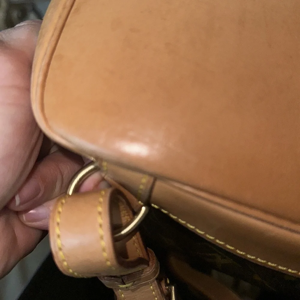 Backpack - Picture 8 of 8